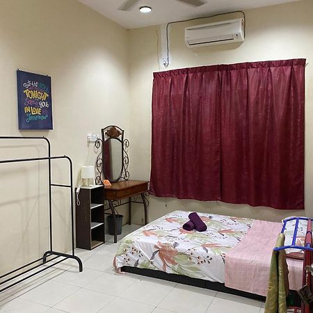 Zulikhwani Homestay Mersing Buitenkant foto